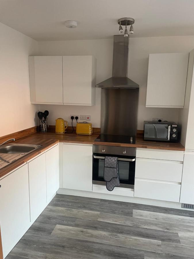 #0202 One Bedroom Serviced Apartment-Free Parking Derby Eksteriør bilde